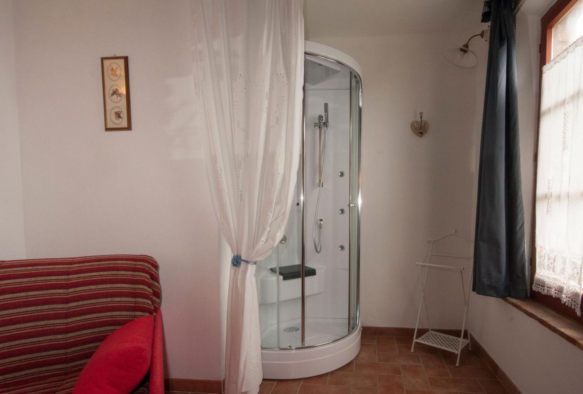Casavacanze Vesta Isola d'Arbia Room photo