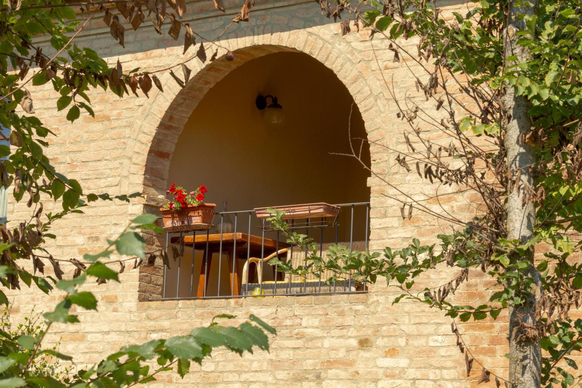 Casavacanze Vesta Isola d'Arbia Exterior photo